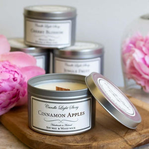 Candle Light Story-Soijavahakynttilä Cinnamon Apples